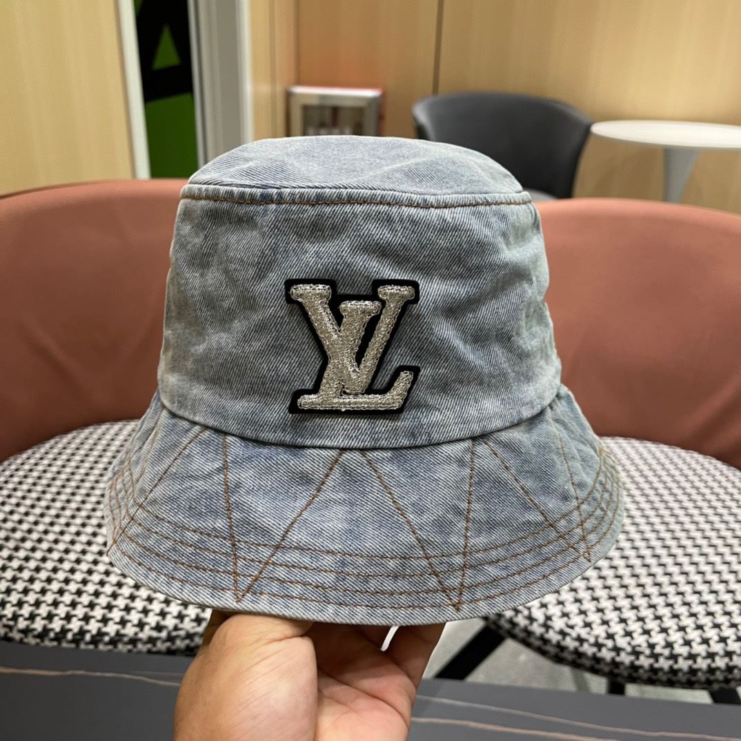 Louis Vuitton Caps